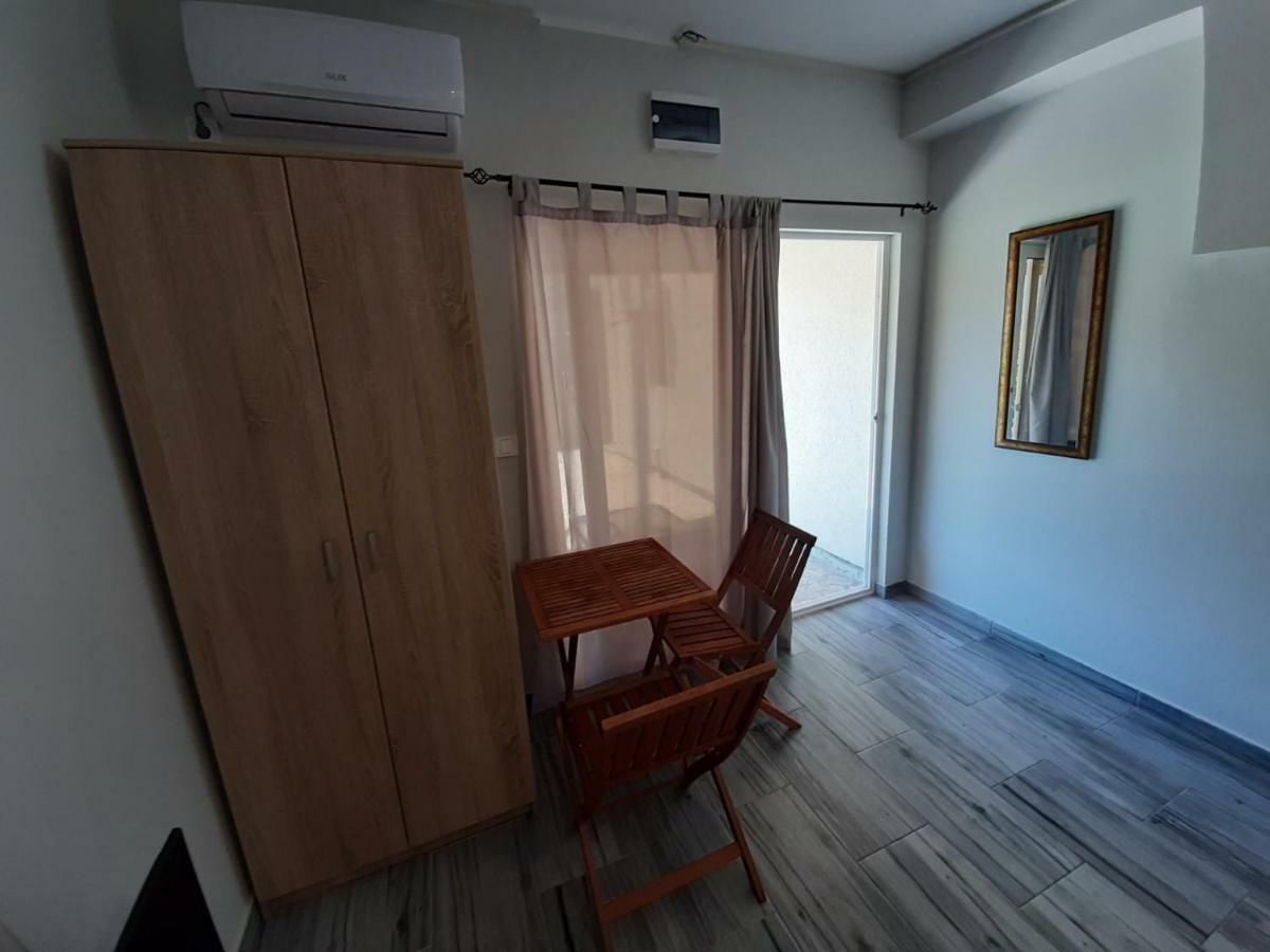 Apartments Dakovic Kotor Exterior photo